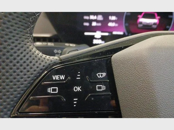 Audi Q6 e-tron (2025) — foto 14 van 26