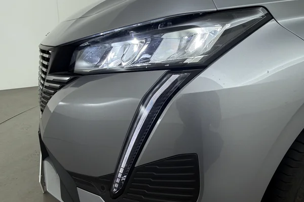 Peugeot 308 SW (2025) — foto 10 van 19