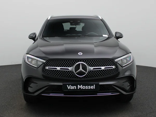 Mercedes-Benz GLC (2025) — foto 23 van 54
