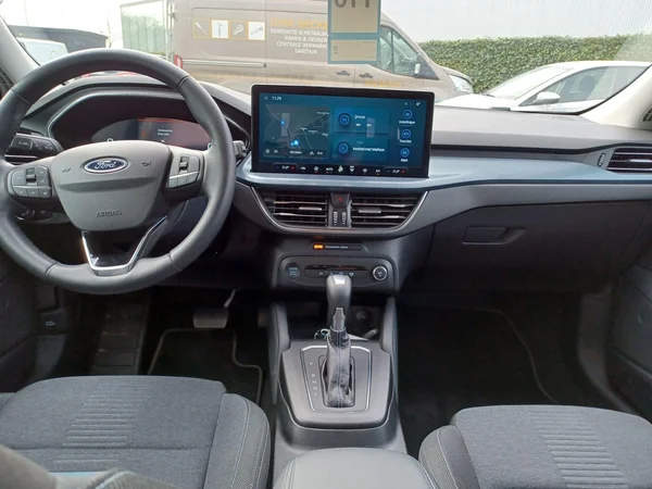 Ford Focus (2024) — foto 2 van 20