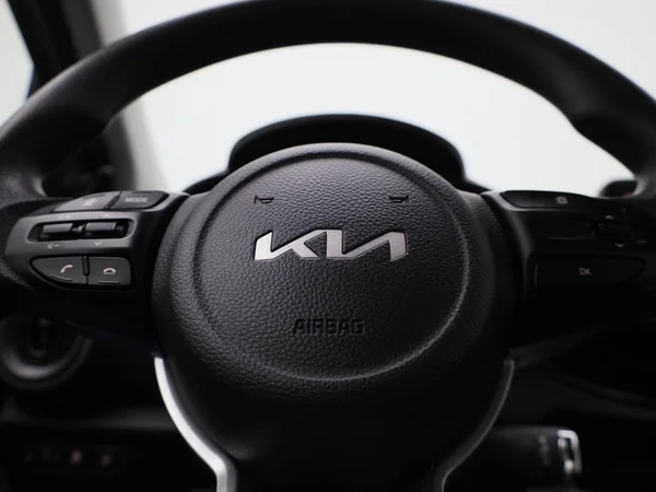 Kia Picanto (2022) — foto 15 van 33