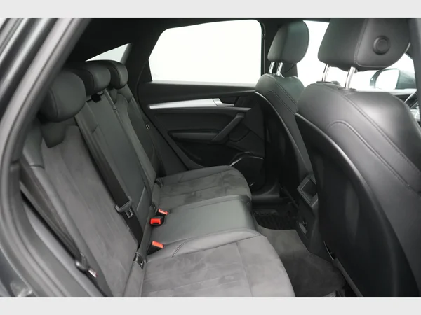 AUDI Q5 Sportback (2022) — foto 26 van 29