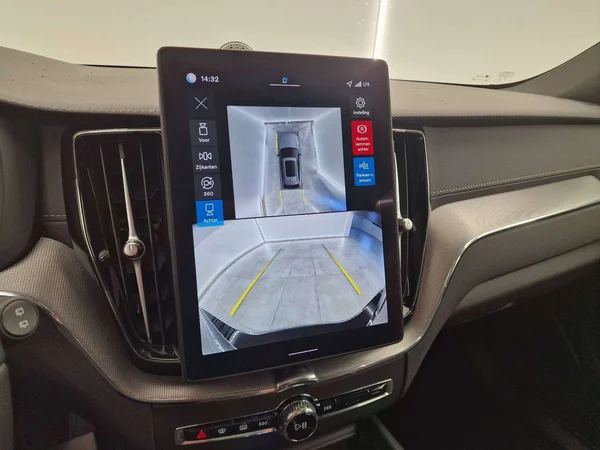 Volvo XC60 (2026) — foto 7 van 17