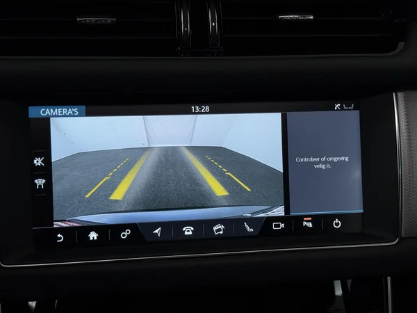 JAGUAR F-Type (2020) — foto 11 van 28