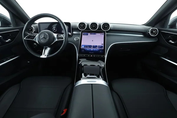 Mercedes-Benz C-Klasse (2024) — foto 3 van 16