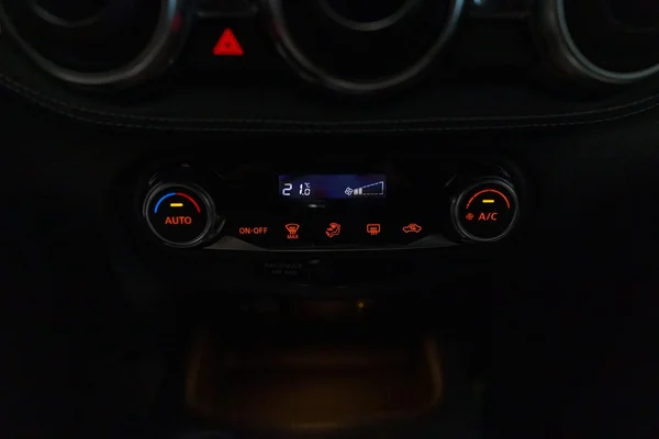 Nissan Juke (2021) — foto 24 van 25