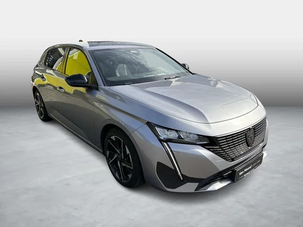 Peugeot 308 (2022) — foto 18 van 20