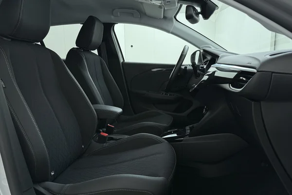 Opel Corsa (2023) — foto 15 van 17
