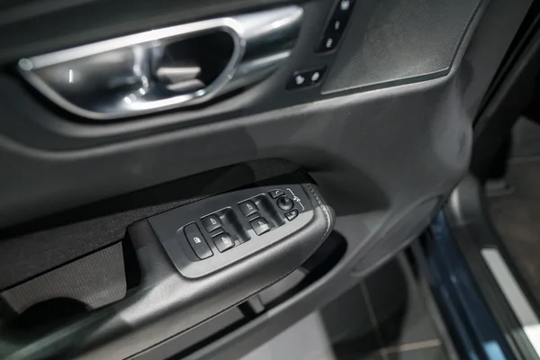 Volvo XC60 (2020) — foto 14 van 32