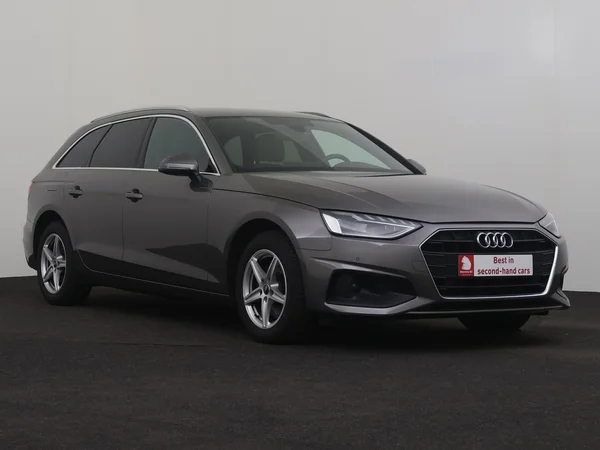 AUDI A4 (2022) — foto 25 van 30