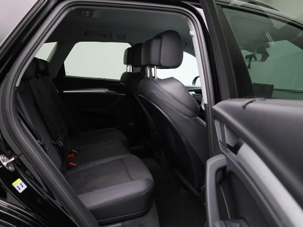 Audi Q5 (2023) — foto 31 van 44
