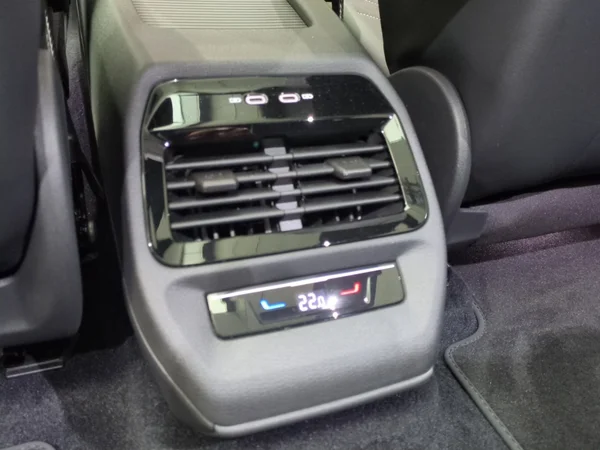 VOLKSWAGEN ID.5 (2024) — foto 19 van 19