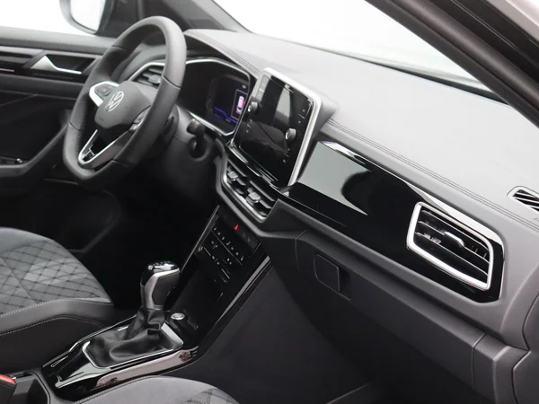 VOLKSWAGEN T-Roc (2026) — foto 11 van 21