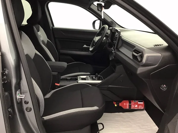 Dacia Duster Hybrid (HEV) (2026) — foto 27 van 30