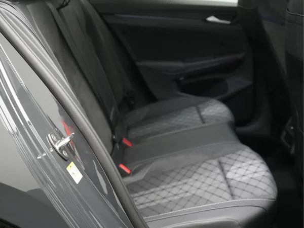 VOLKSWAGEN Golf VIII (2026) — foto 10 van 10