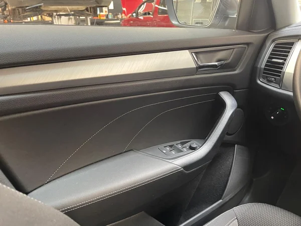 SKODA Kodiaq (2022) — foto 7 van 24