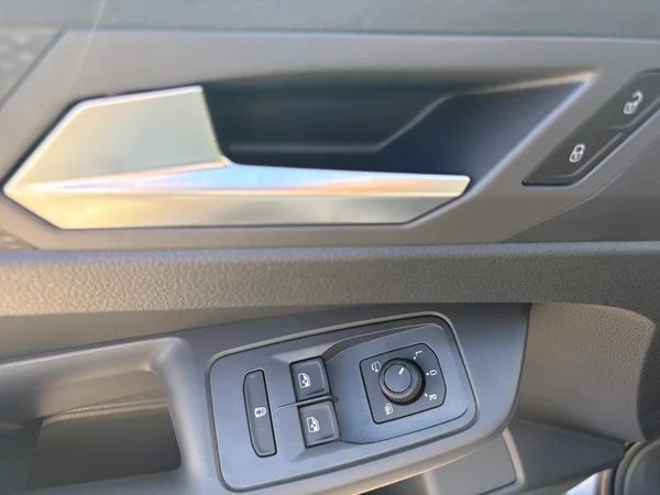 VOLKSWAGEN Caddy Maxi (2026) — foto 6 van 23