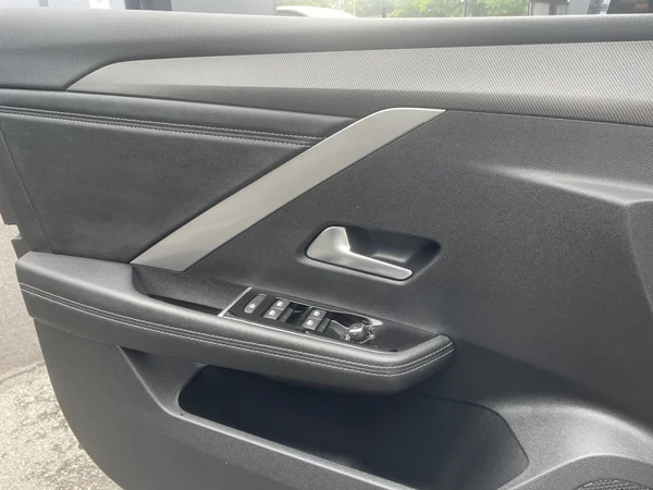 OPEL Astra Sports Tourer PHEV (2023) — foto 7 van 22