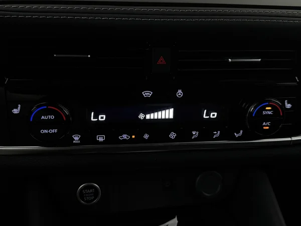 NISSAN Qashqai (2025) — foto 18 van 30