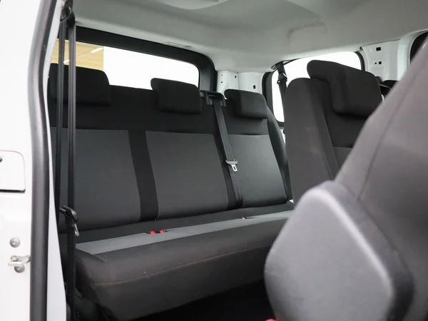 Opel Zafira Life (2020) — foto 7 van 34