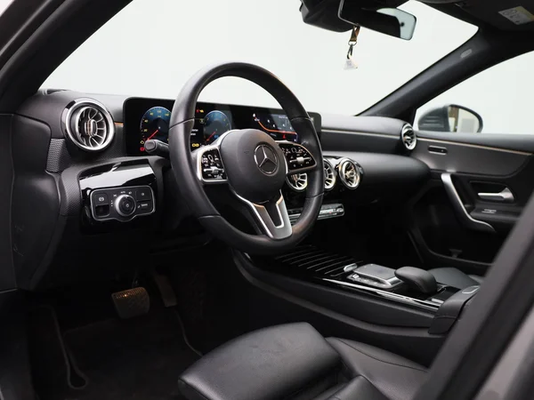 Mercedes-Benz A-Klasse (2020) — foto 30 van 47
