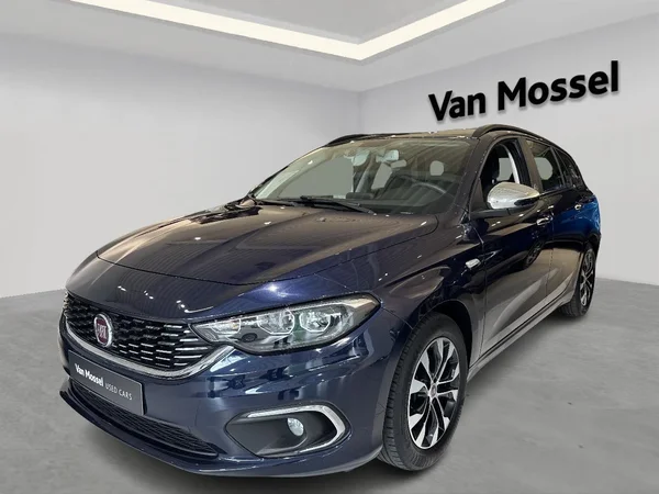 Fiat Tipo (2019) — foto 13 van 16