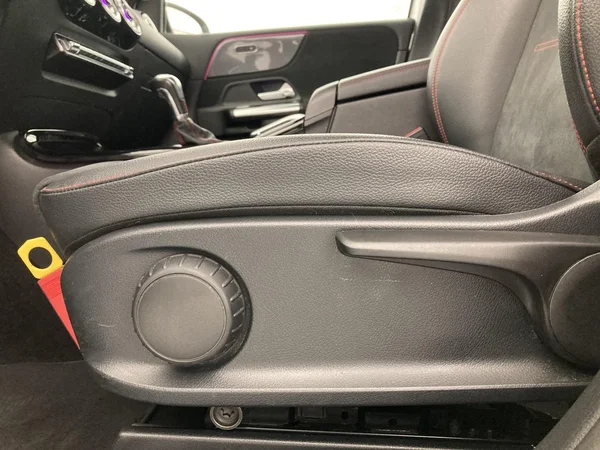 MERCEDES-BENZ B 160 (2021) — foto 25 van 36