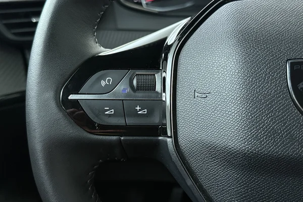 Peugeot 2008 (2025) — foto 7 van 19