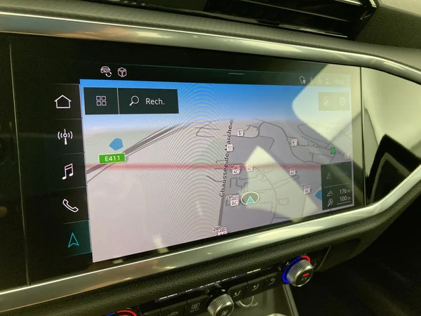 AUDI Q3 PHEV (2022) — foto 4 van 36