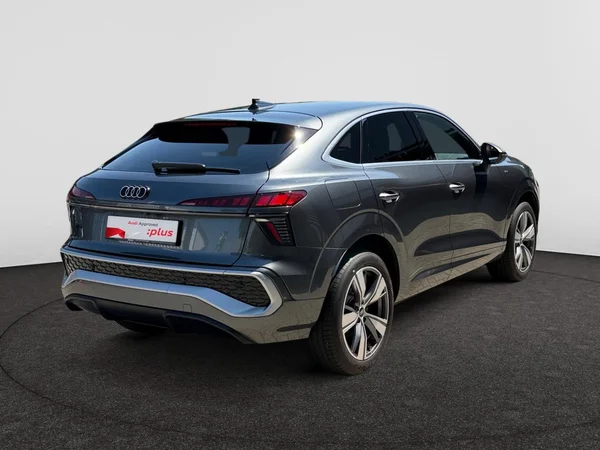 AUDI Q3 Sportback (2026) — foto 10 van 16