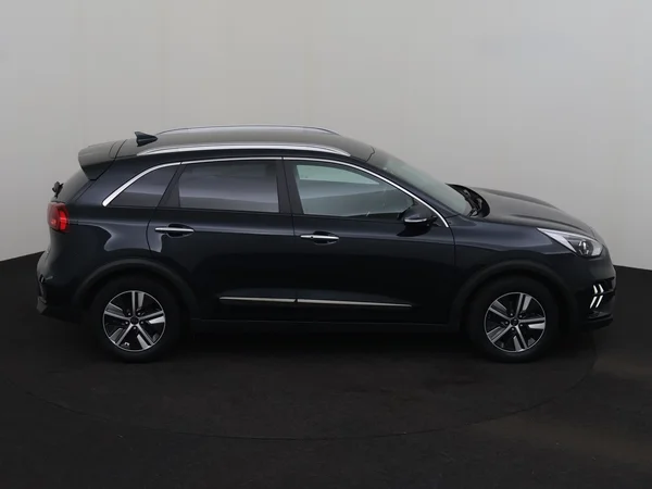 KIA NIRO (2021) — foto 25 van 29