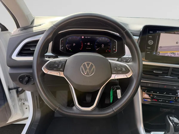 VOLKSWAGEN T-Roc (2023) — foto 7 van 24