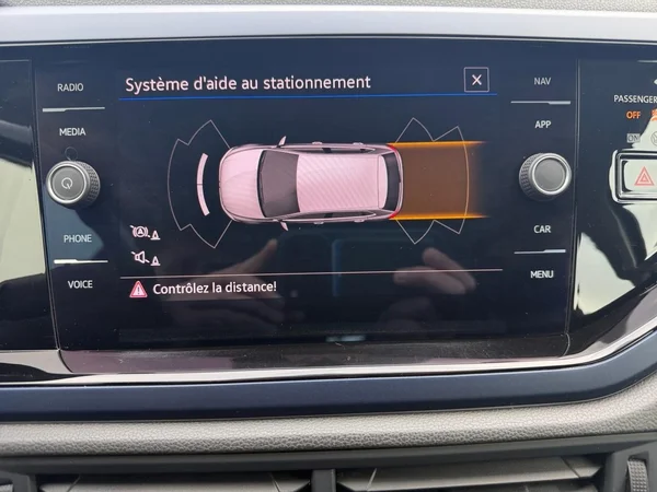 VOLKSWAGEN Polo (2021) — foto 12 van 13