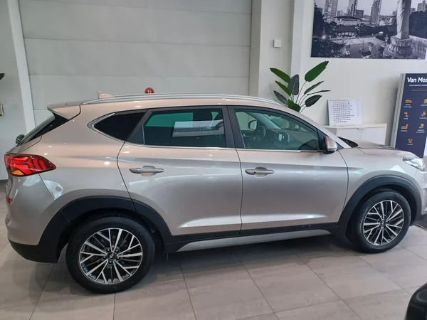 Hyundai Tucson (2019) — foto 5 van 19
