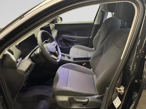 VOLKSWAGEN T-Roc (2026) — foto 18 van 22