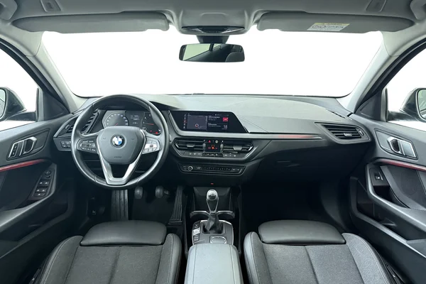 BMW 1 Hatch (F40) (2021) — foto 29 van 29