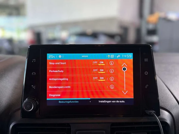 Citroen Berlingo (2021) — foto 8 van 18