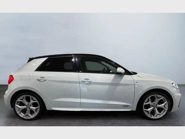 Audi A1 Sportback (2019) — foto 19 van 24