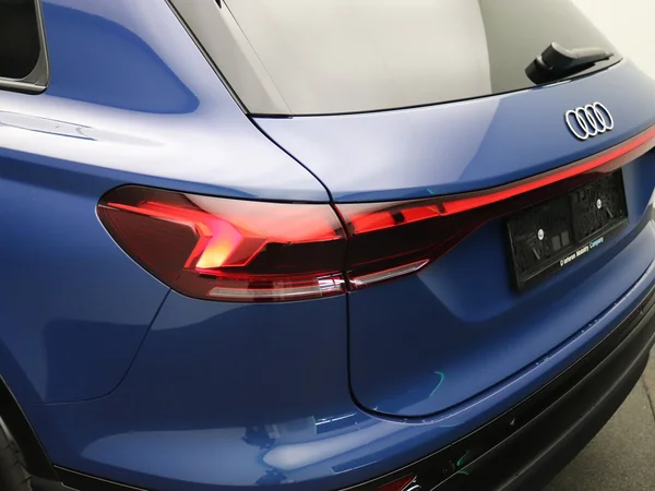 AUDI Q6 e-tron (2025) — foto 10 van 25