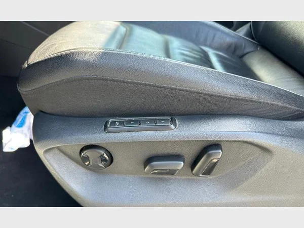 Volkswagen Tiguan Allspace (2021) — foto 14 van 21