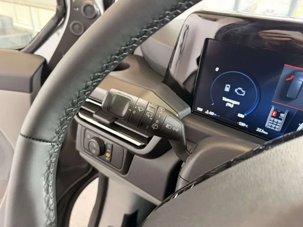 Ford Tourneo Custom — foto 15 van 24