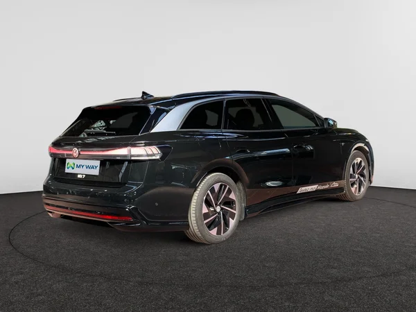 VOLKSWAGEN ID.7 Tourer (2024) — foto 12 van 24