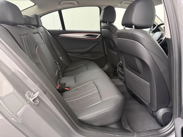 BMW 520 (2022) — foto 5 van 29