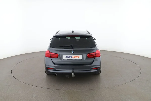 BMW 3-serie (2018) — foto 11 van 16