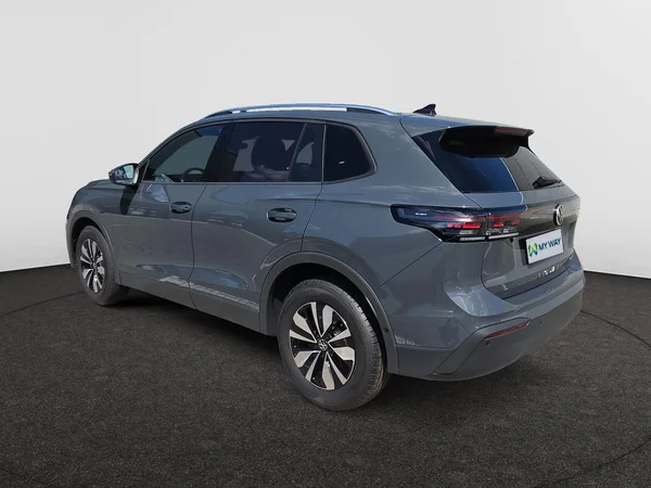 VOLKSWAGEN Tiguan (2026) — foto 18 van 24