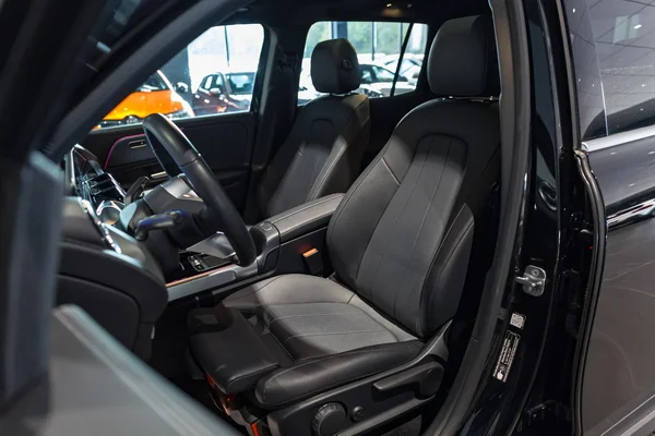 Mercedes-Benz EQB (2025) — foto 18 van 37