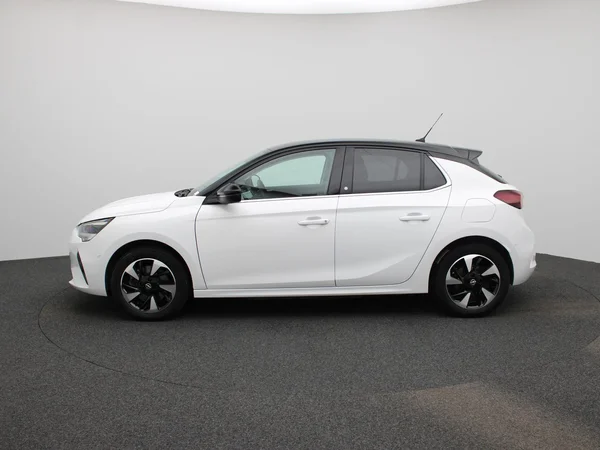 Opel Corsa-e (2023) — foto 34 van 40