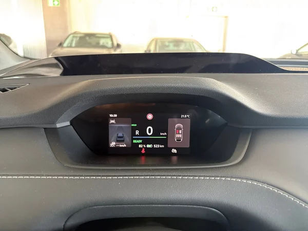SKODA (2025) — foto 8 van 24