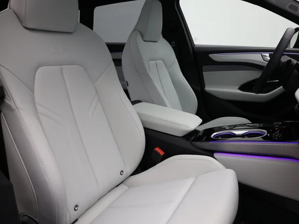 AUDI A6 Avant (2025) — foto 4 van 35