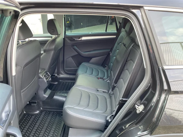 SKODA Kodiaq (2024) — foto 4 van 17